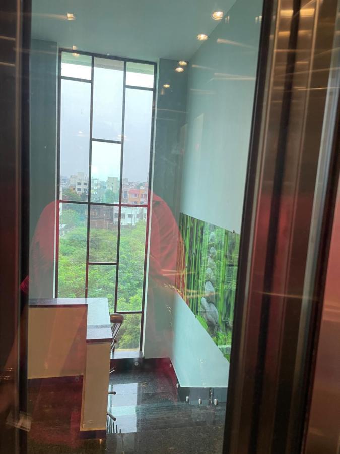 Hotel Airport Kk Nagpur Bagian luar foto